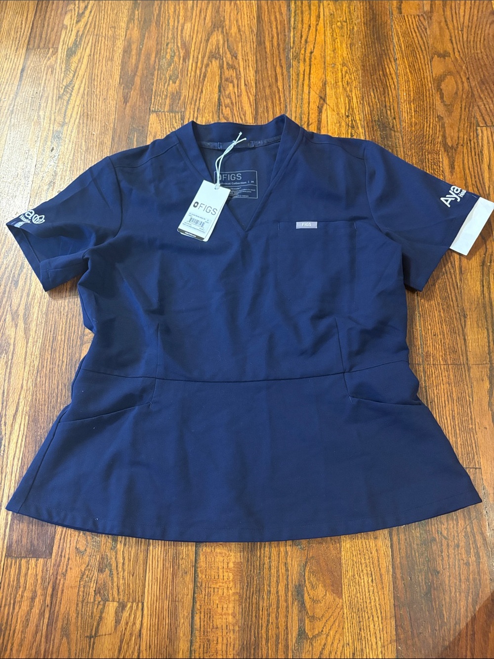 🎉NWT! FIGS Navy Short Sleeve V-Neck Lillian Peplum Scrub Top with embroidery!